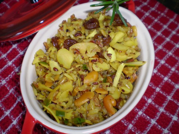 Arroz integral com amêndoas